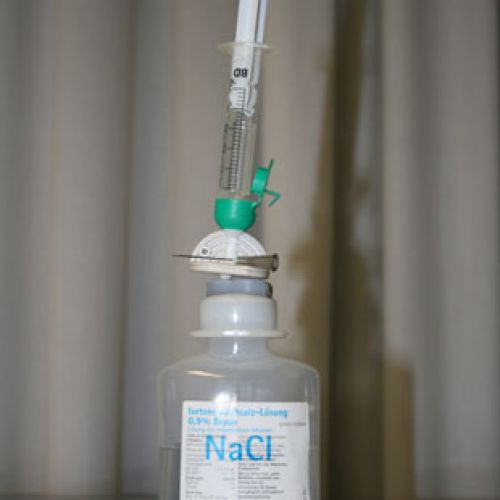 Spritzen und Nadeln - Foto 3