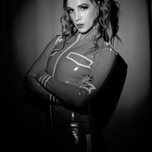 Chloe Savage - Foto 51 von 182