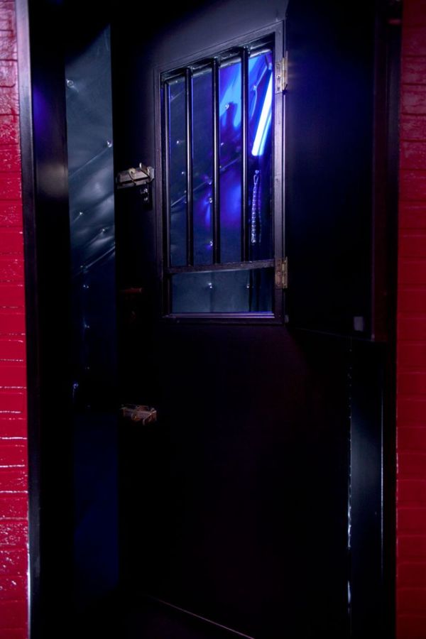 Kerker - House Of Bizarre Dreams Düsseldorf